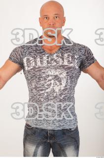 Upper body gray tshirt 0001